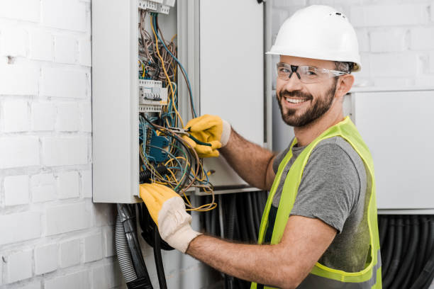 Best Electrical Outlet Repair  in Honaunau Napoopoo, HI